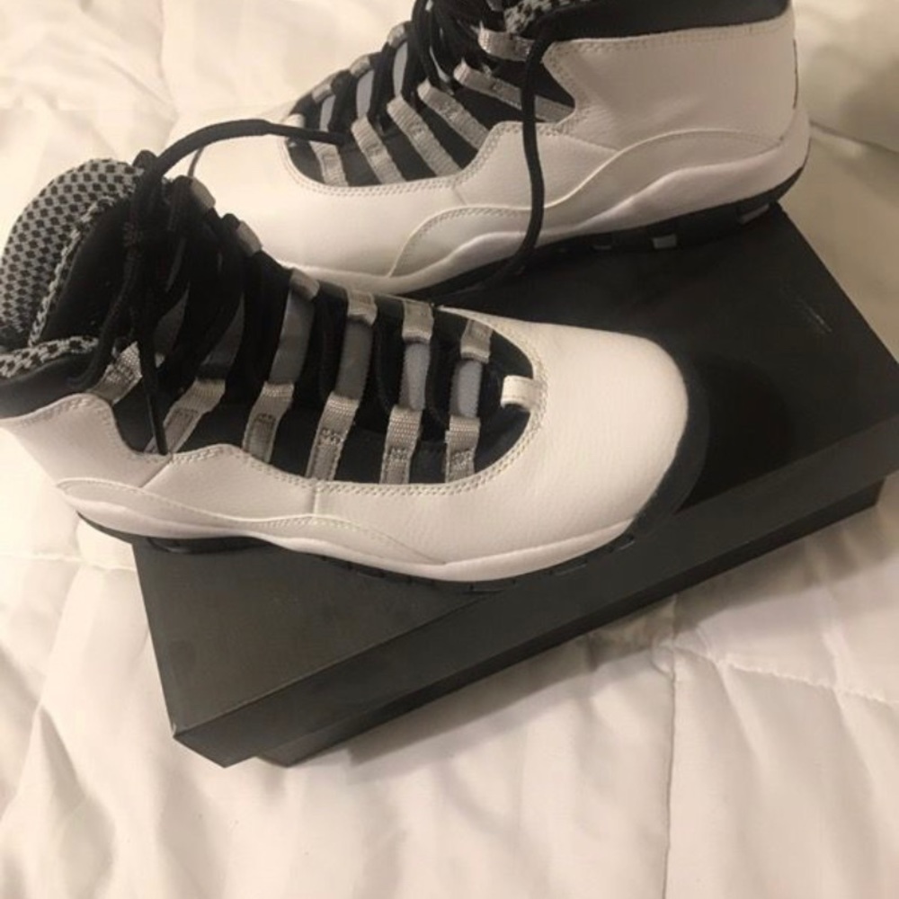 Jordan retro